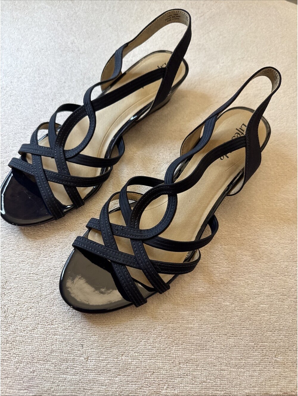 Life Stride Women's Yaya Black Strappy Wedge Sandal Size 11W New